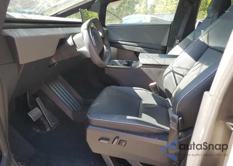 2024 Tesla Cybertruck z USA, uszkodzony, nr VIN 7G2CEHEE4RA036963